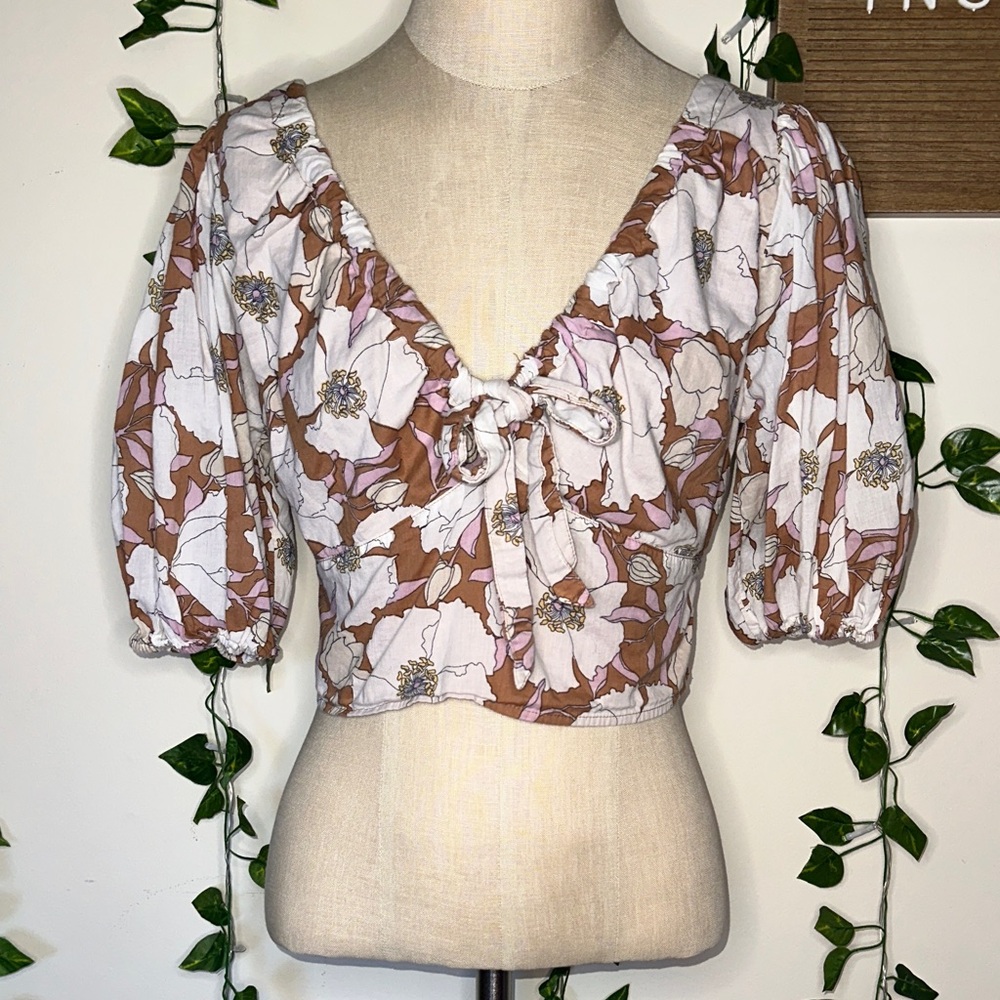 Abercrombie & Fitch Puff Sleeve Floral Cropped Top